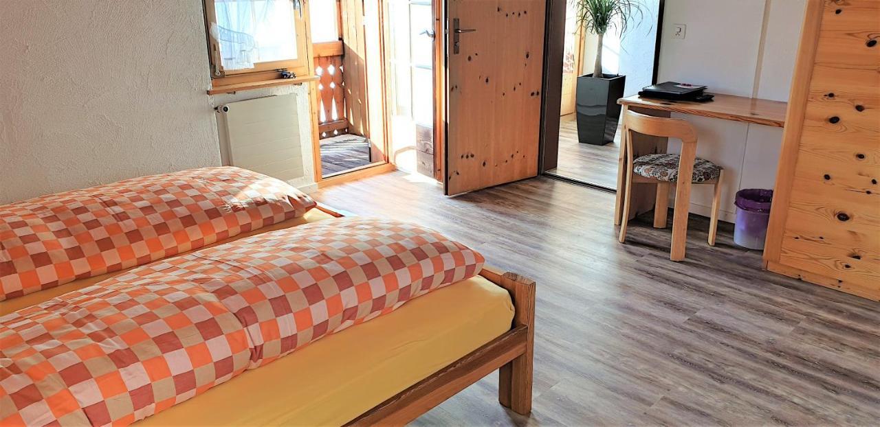 Hotel Gravas Lodge - Das Hotel Fuer Gaeste Mit Hund Vella 外观 照片