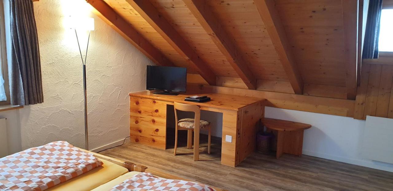 Hotel Gravas Lodge - Das Hotel Fuer Gaeste Mit Hund Vella 外观 照片